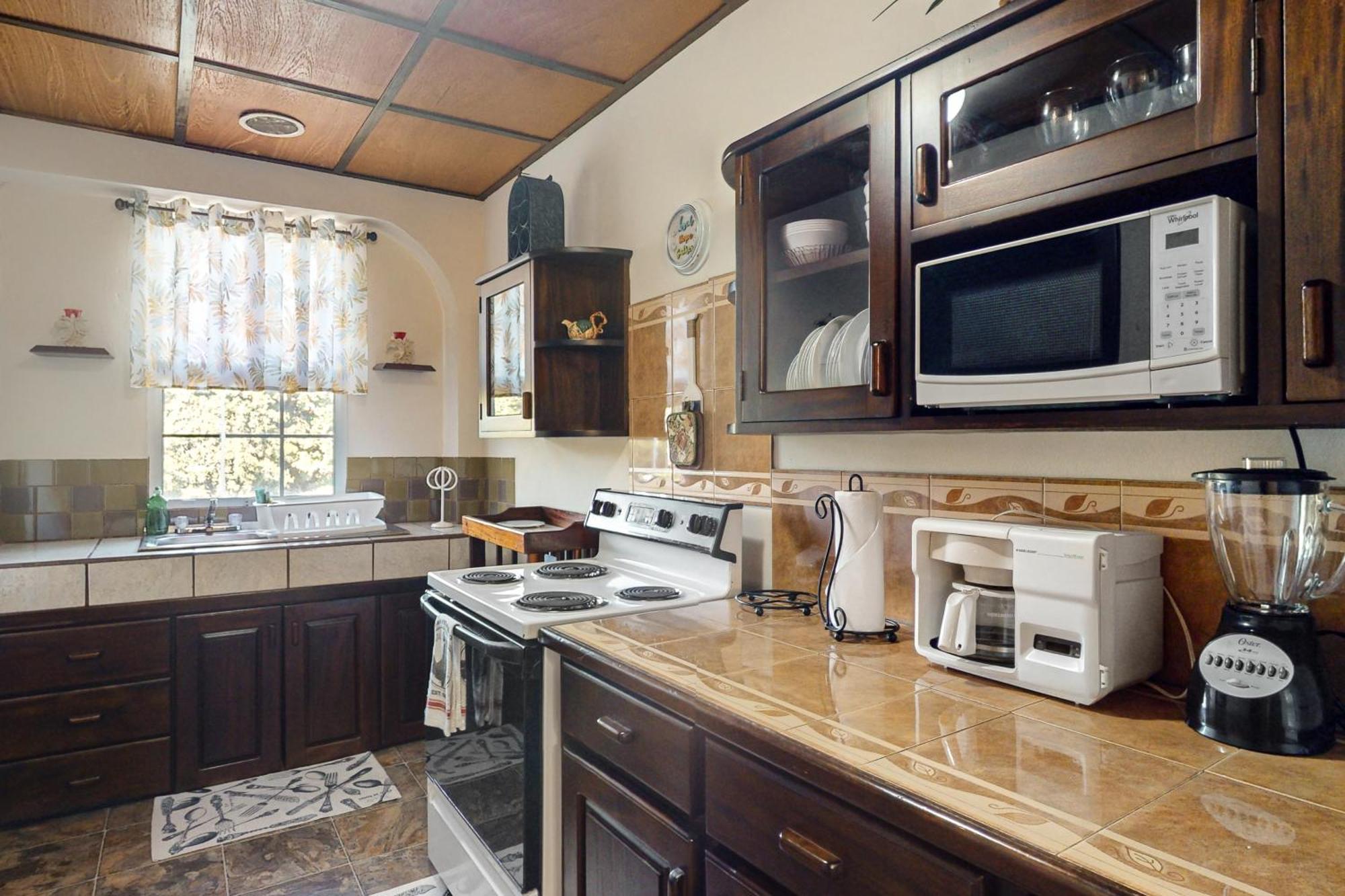 Hummingbird Home Suites San Pedro  Værelse billede