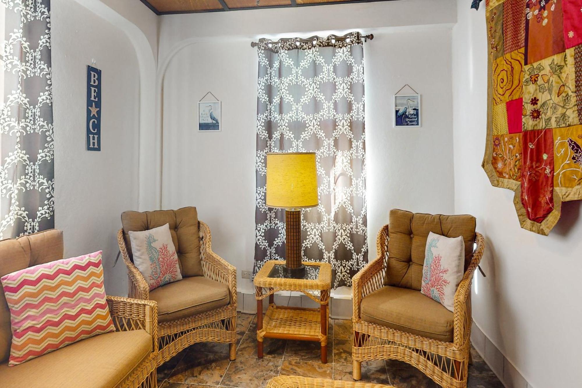 Hummingbird Home Suites San Pedro  Værelse billede